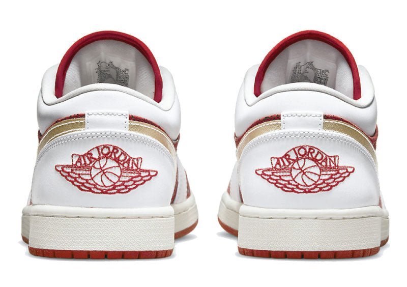 Air Jordan 1 Low SE Spades