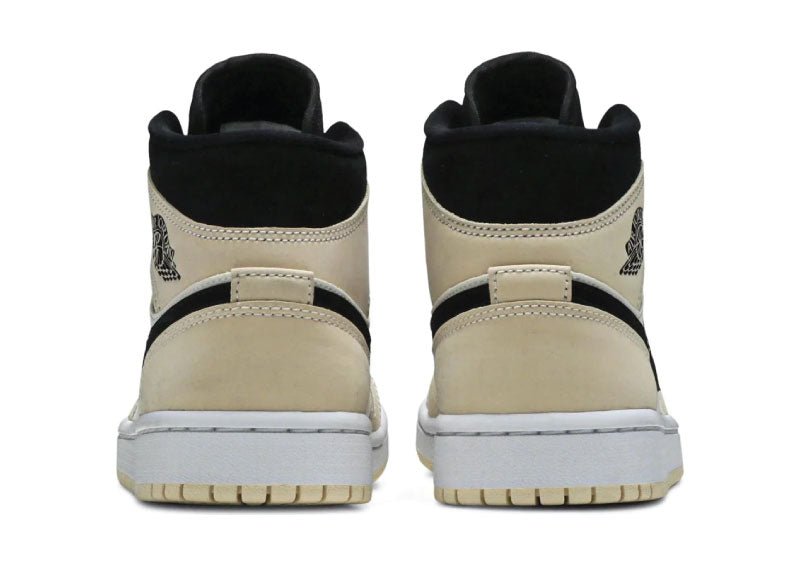 Air Jordan 1 Mid Barely Orange