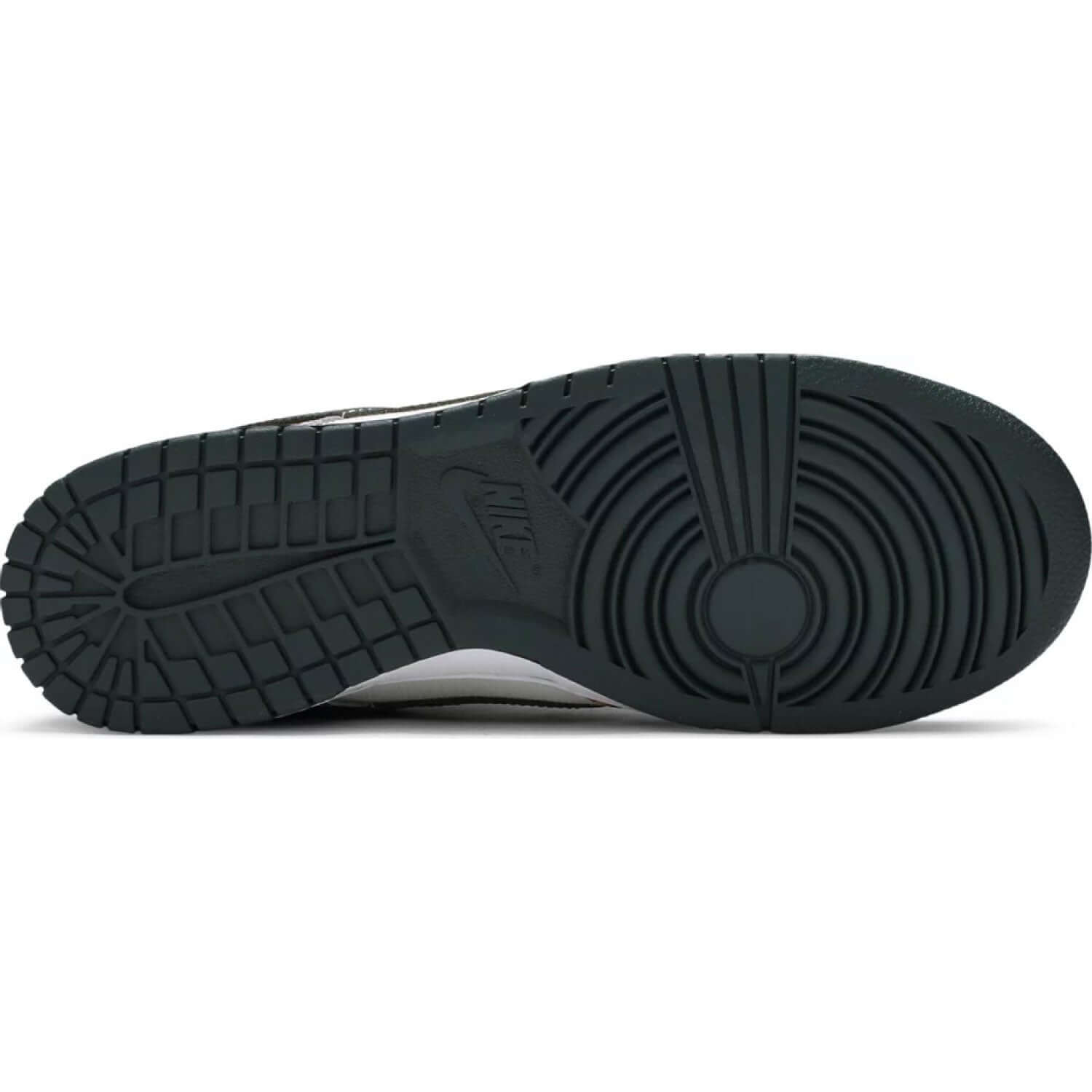 Dunk Low SE 'Sail Multi-Camo'