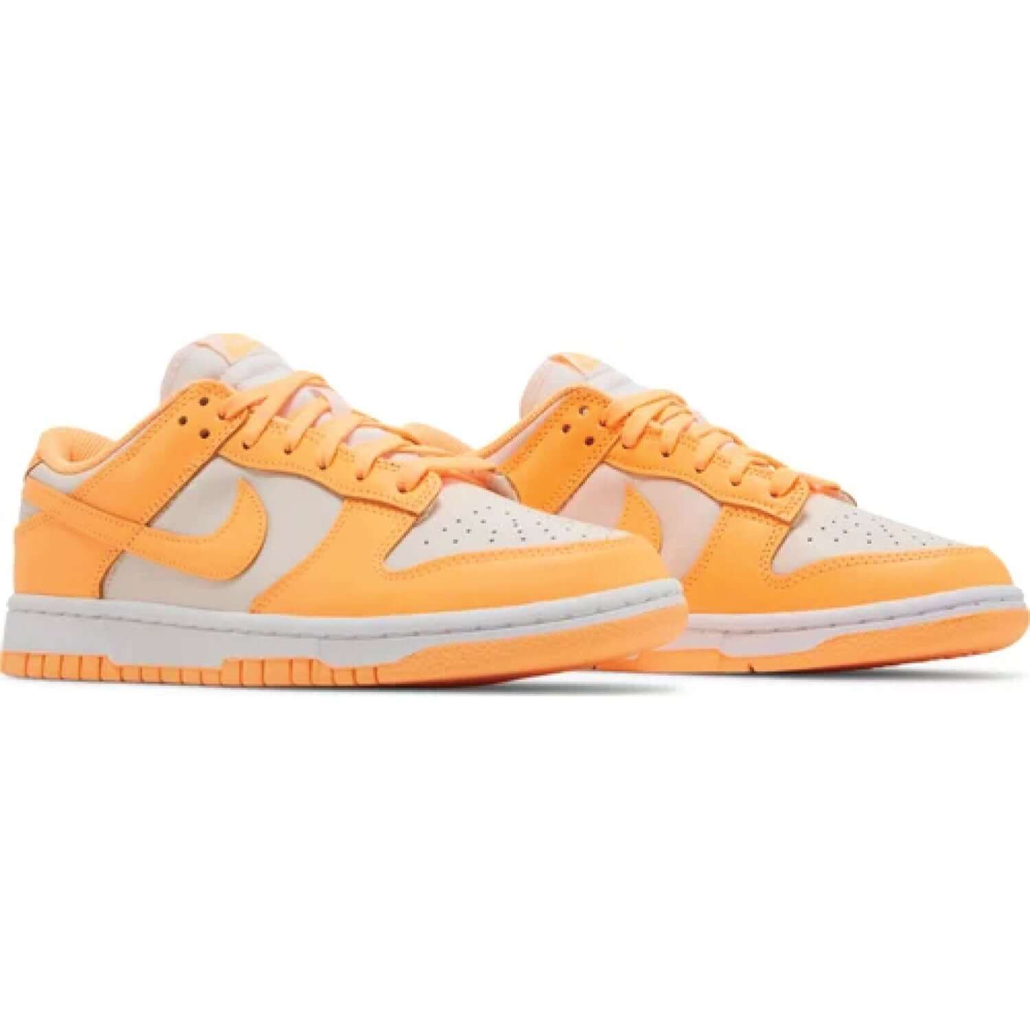 Wmns Dunk Low 'Peach Cream'