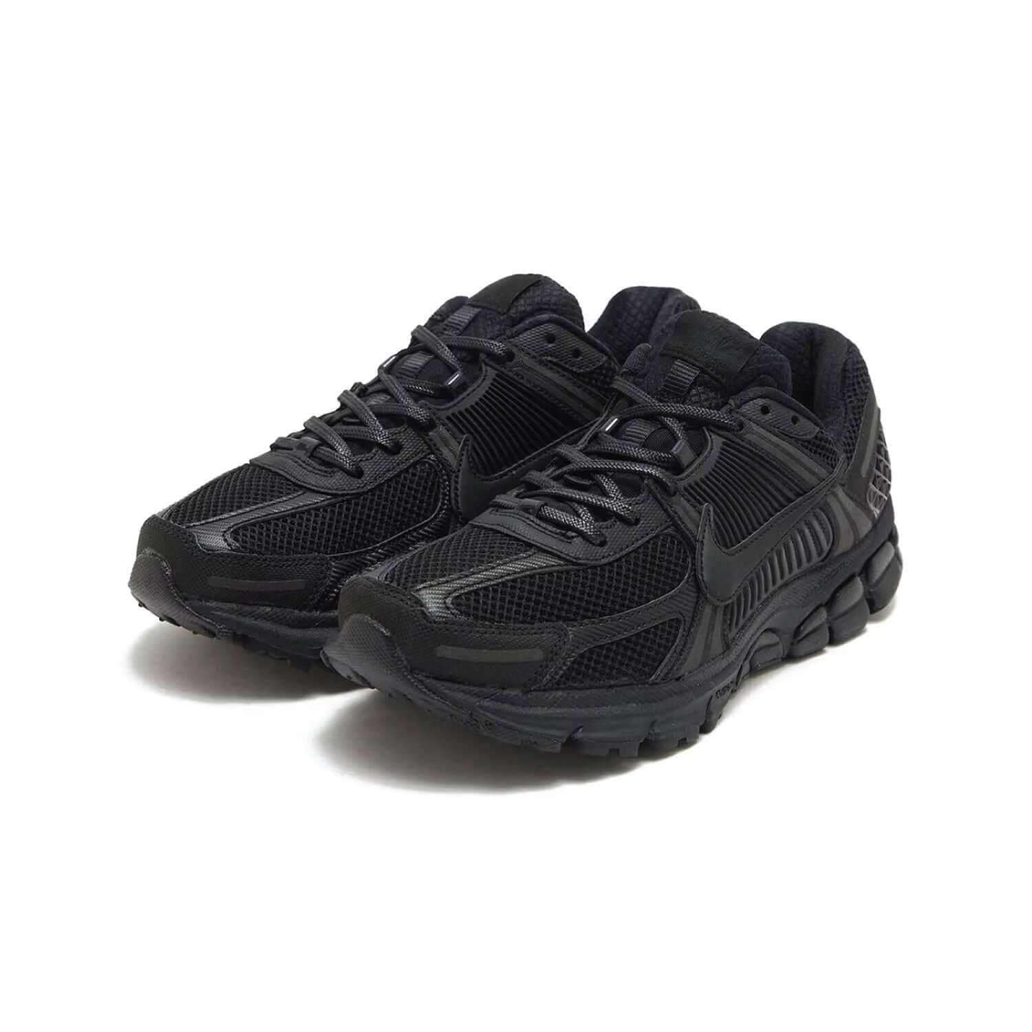 Air Zoom Vomero 5 'Triple Black'