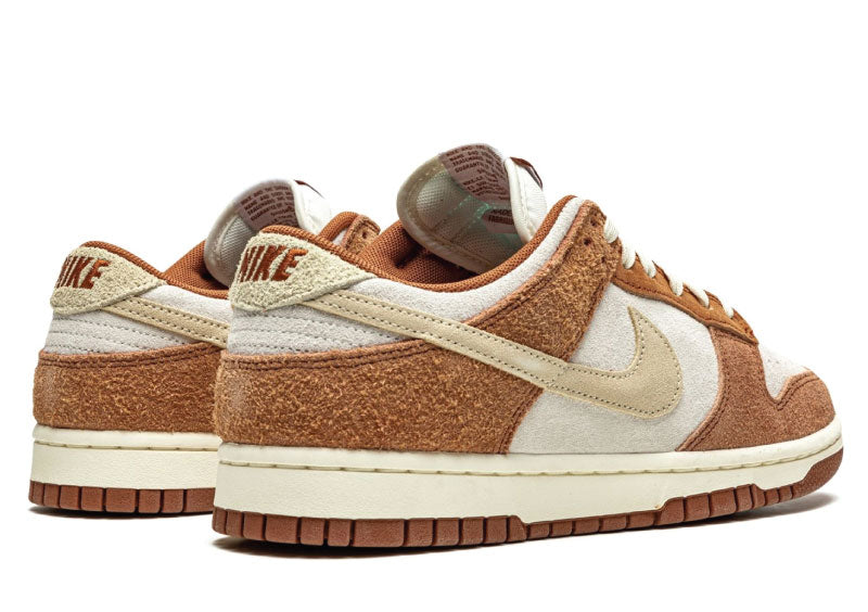 Dunk Low Premium Medium Curry